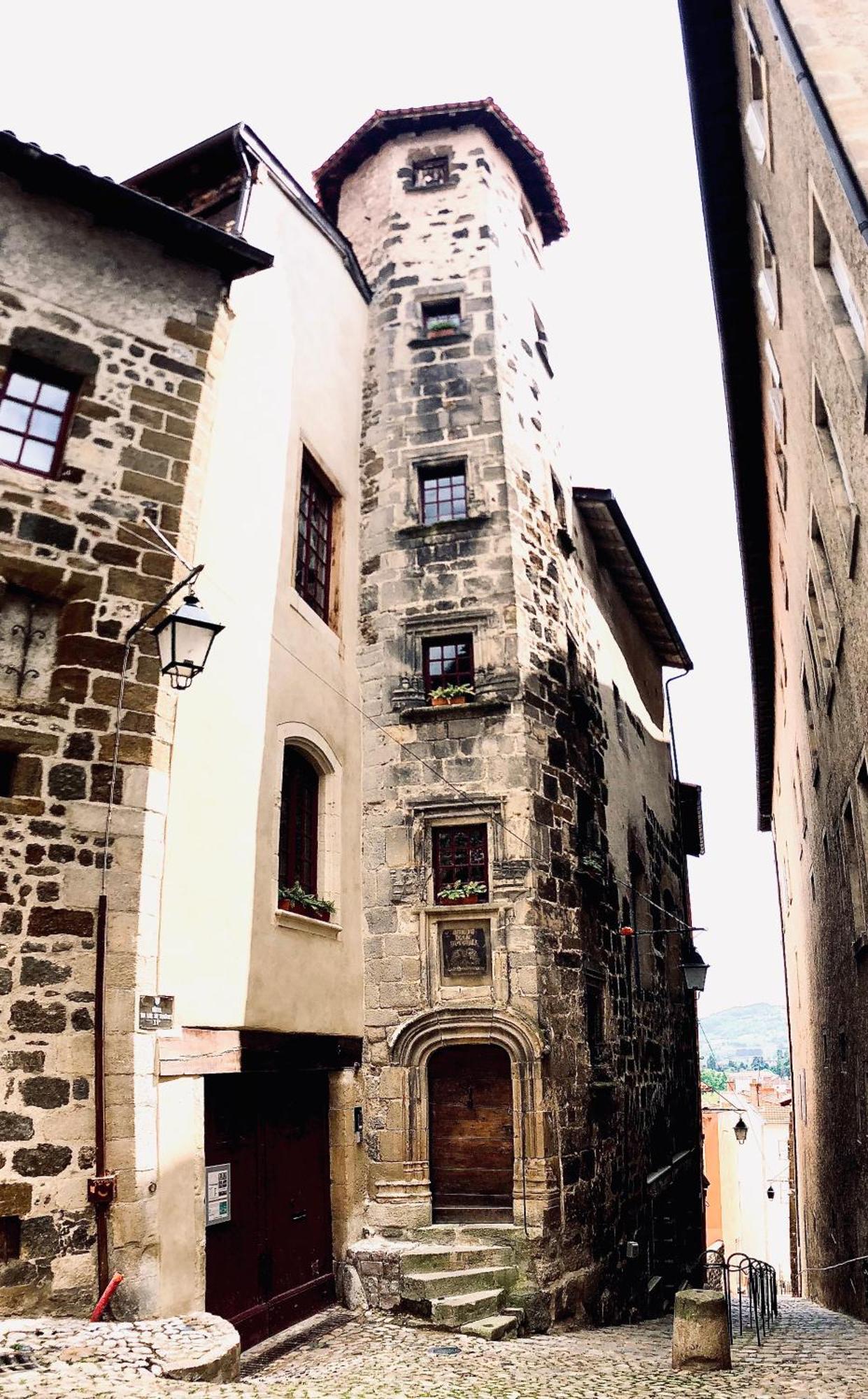 Appartement Ciel De Fugeres Le Puy-en-Velay Exterior foto